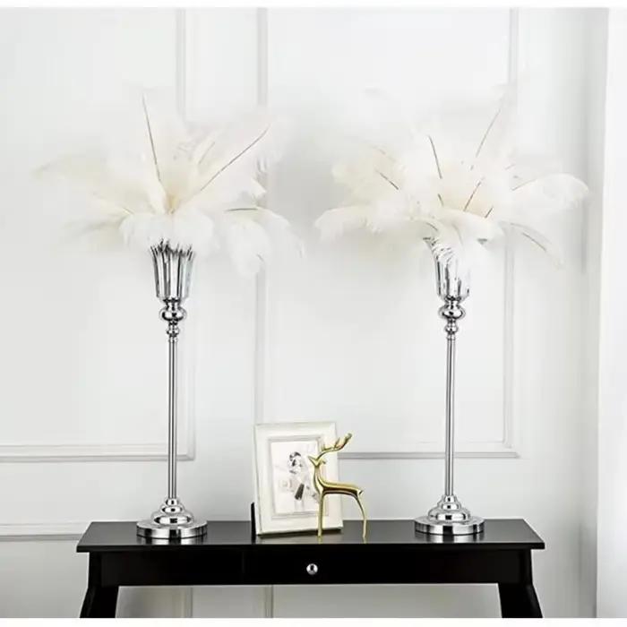 Vase à fleurs doré de luxe