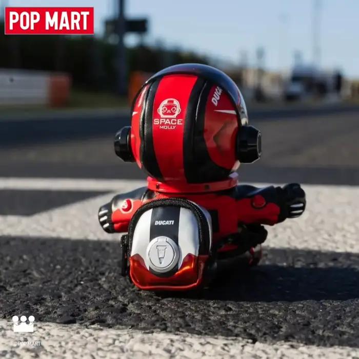 Figurine d'action authentique POP MART MEGA SPACE MOLLY × DUCATI Series, pendentif, ornement, collection, jouets mignons, cadeau surprise