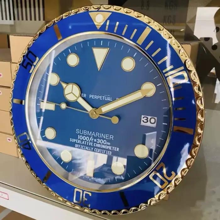 Horloges murales au design rond