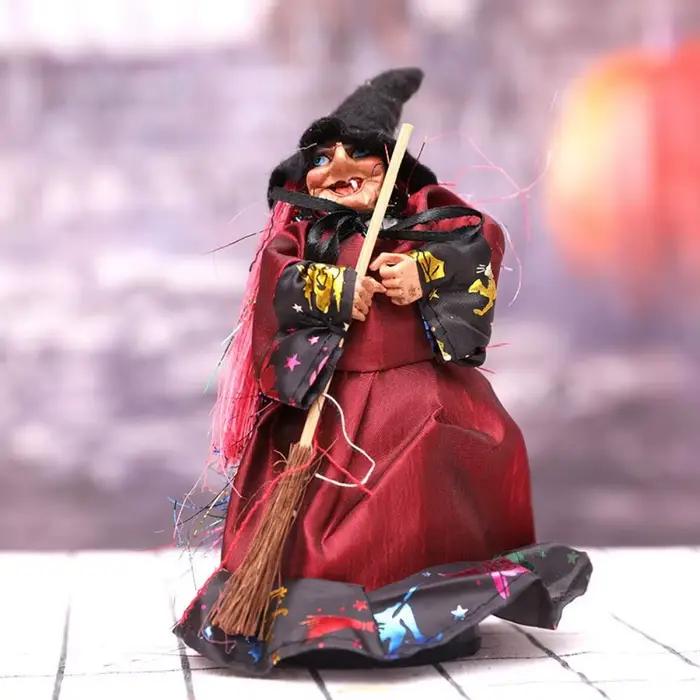 Ornements de sorcière créatifs DIY pour Halloween figurines de sorcière faites à la main avec balai accessoires de balai de sorcière décoration de scène pour fan de culture populaire et univers fantastique