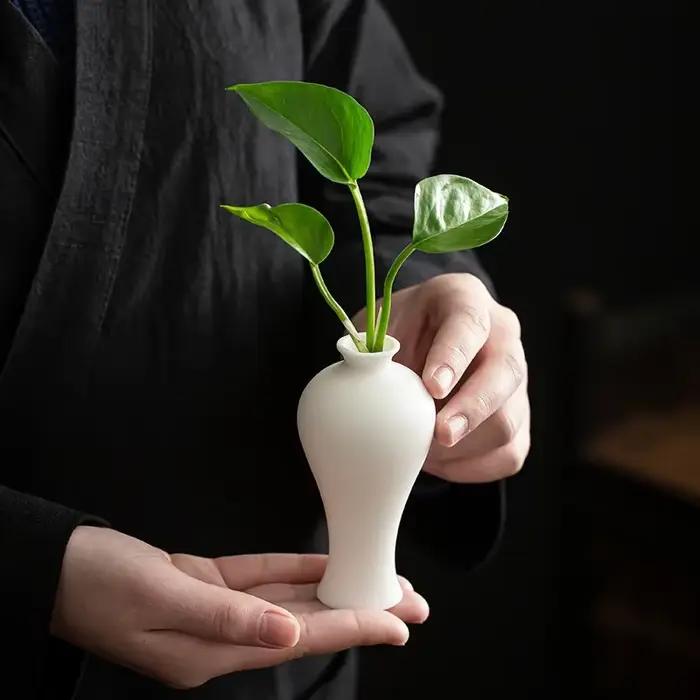 Mini Vase Simple en porcelaine blanche Jade, décoration de la maison, Arrangement de fleurs, cérémonie du thé en céramique