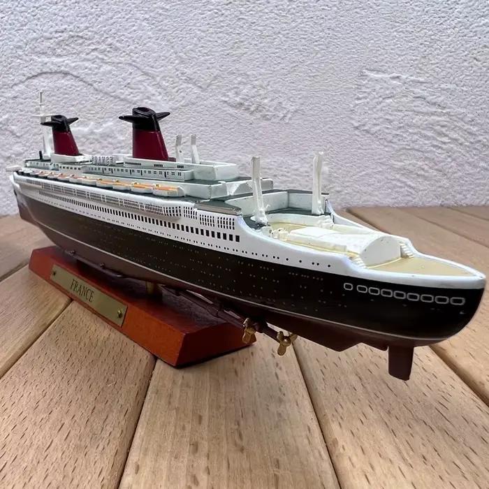 Modèle de bateau de croisière classique métal 1:1250 collection navire de luxe cadeau occasion spéciale