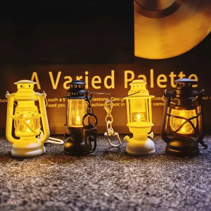 Un porte-clés féerique avec une mini lampe, adapté aux accessoires de clés, aux accessoires de sacs d'école et à d'autres usages.
