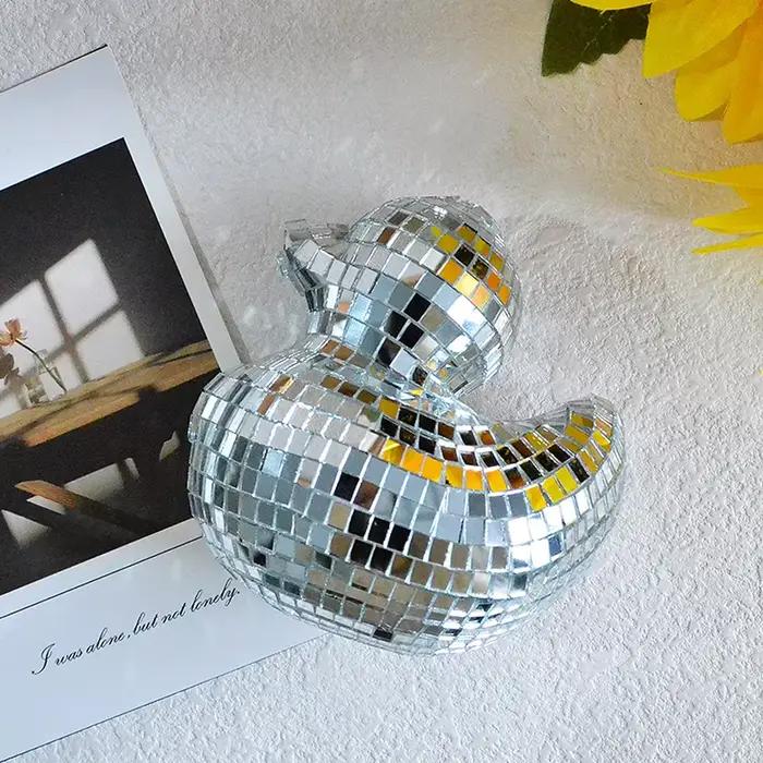 Décoration de canard en verre miroir argenté ornement de bar à paillettes pour maison fête à thème disco party sculpture festive élégante