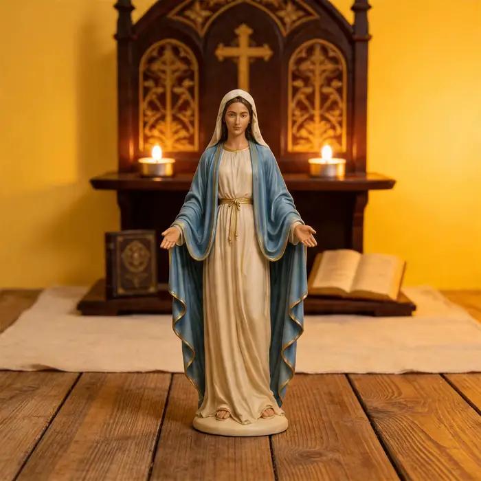 Statuette de la Vierge Marie en résine