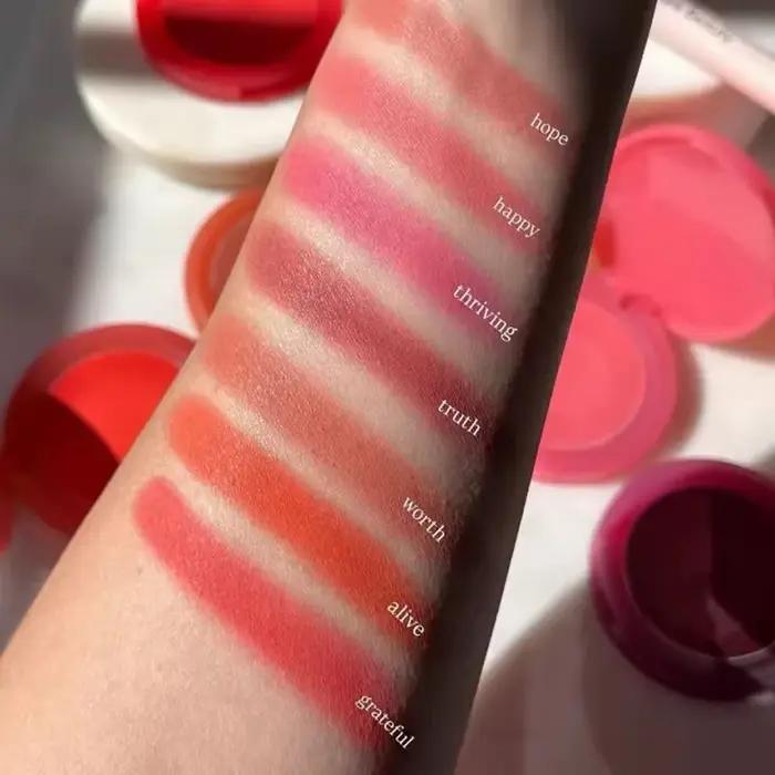 Rare Beauty Positive Light Luminizer, maquillage longue tenue, contrôle du sébum, waterproof, blush mat effet souple, cosmétiques