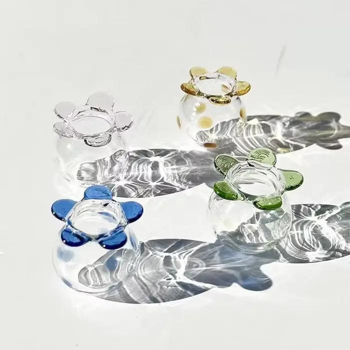 Sculpture florale artisanale en verre soufflé