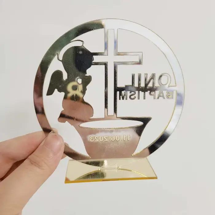 Croix personnalisée pour la première communion de baptême, nom de bébé, faveurs de signe de baptême, décor de fête de bénédiction de Dieu, 10 pièces