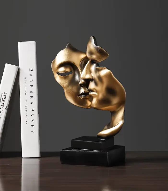 ERMAKOVA – Sculpture de visage humain en résine