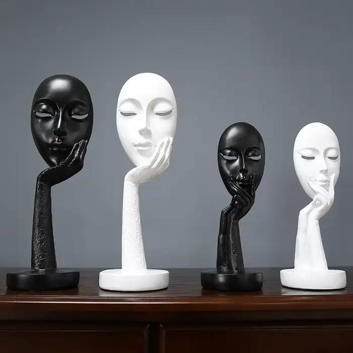 Sculpture abstraite de masque facial 3D