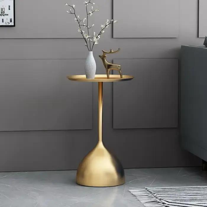 Petite Table Basse Nordique Créative de Luxe