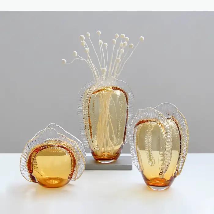 Vase en verre couleur ambre, artisanat créatif, pots à fleurs, décoration de table, arrangement de fleurs, vases floraux, décoration esthétique de la pièce