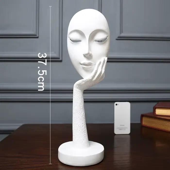 Sculpture abstraite de masque facial 3D