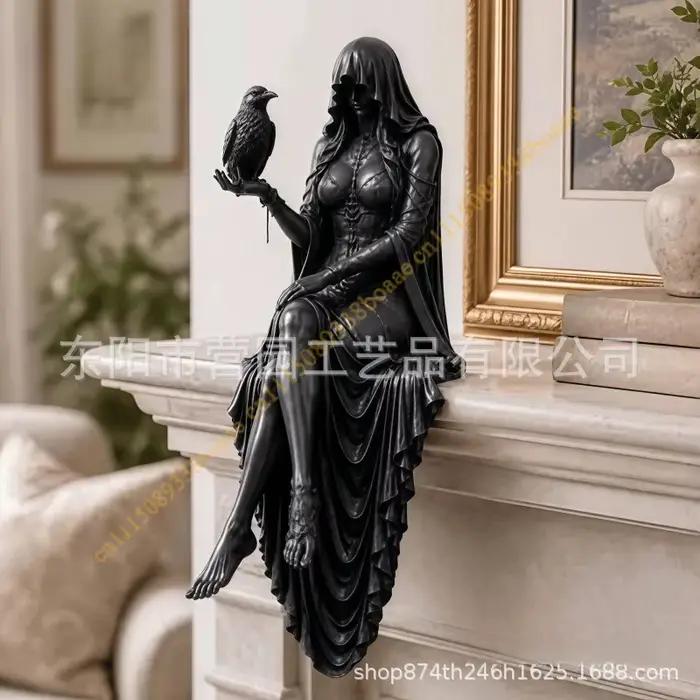 Statue Gothique Dame Sans Visage Corbeau en Résine Noire
