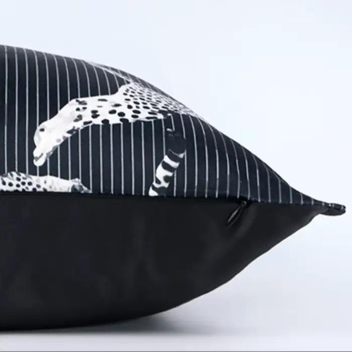 Juste de coussin imprimé léopard noir et blanc, taie d'oreiller décorative, luxe abordable italien, design moderne pour la maison