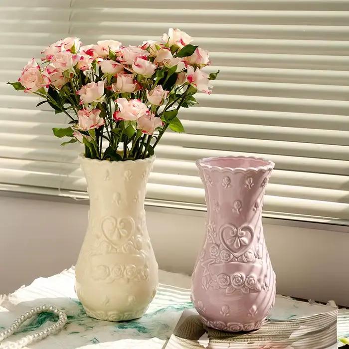 Ornements Style européen rétro Relief Rose Imitation Vase en céramique salon Senior sens bureau décoration de la maison