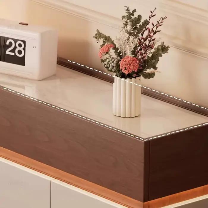 Meuble de rangement élégant pour salon, style italien minimaliste tendance, vitrine glamour simple pour la maison