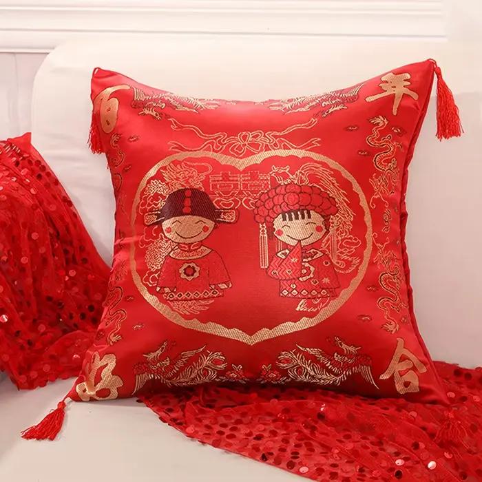 Juste de coussin brodée rouge chinoise