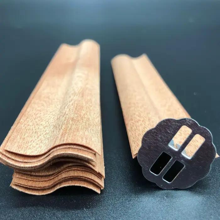 Mèches en bois naturel en forme de flamme, 10 pièces, noyau de cire, fournitures de fabrication de bougies, cire de Parffin de soja ondulée avec porte-mèche