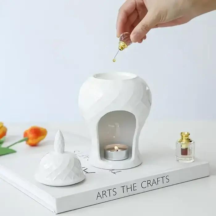 Brûleur d'aromathérapie en céramique pour gingembre, encens et bougies, lampe à huile domestique, et décorations polyvalentes en forme de pot