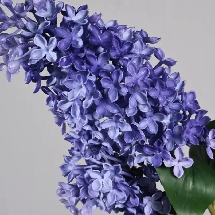 Branche de lilas artificielle réaliste