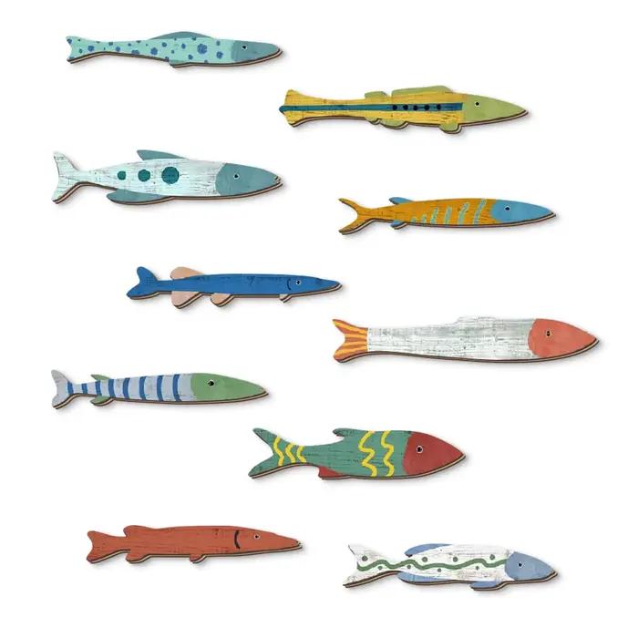 Décorations murales de poisson en bois peintes à la main colorées : ajoutez un charme d'éclaboussures d'océan vers votre espace