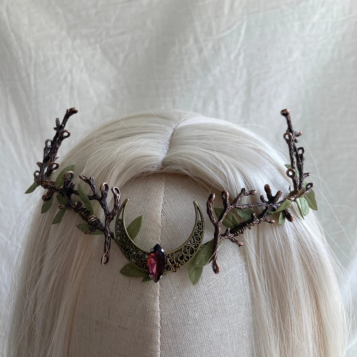 Couronne de feuilles de forêt d'élven de forêt faite à la main, diadème de goutte d'eau rouge, cercl