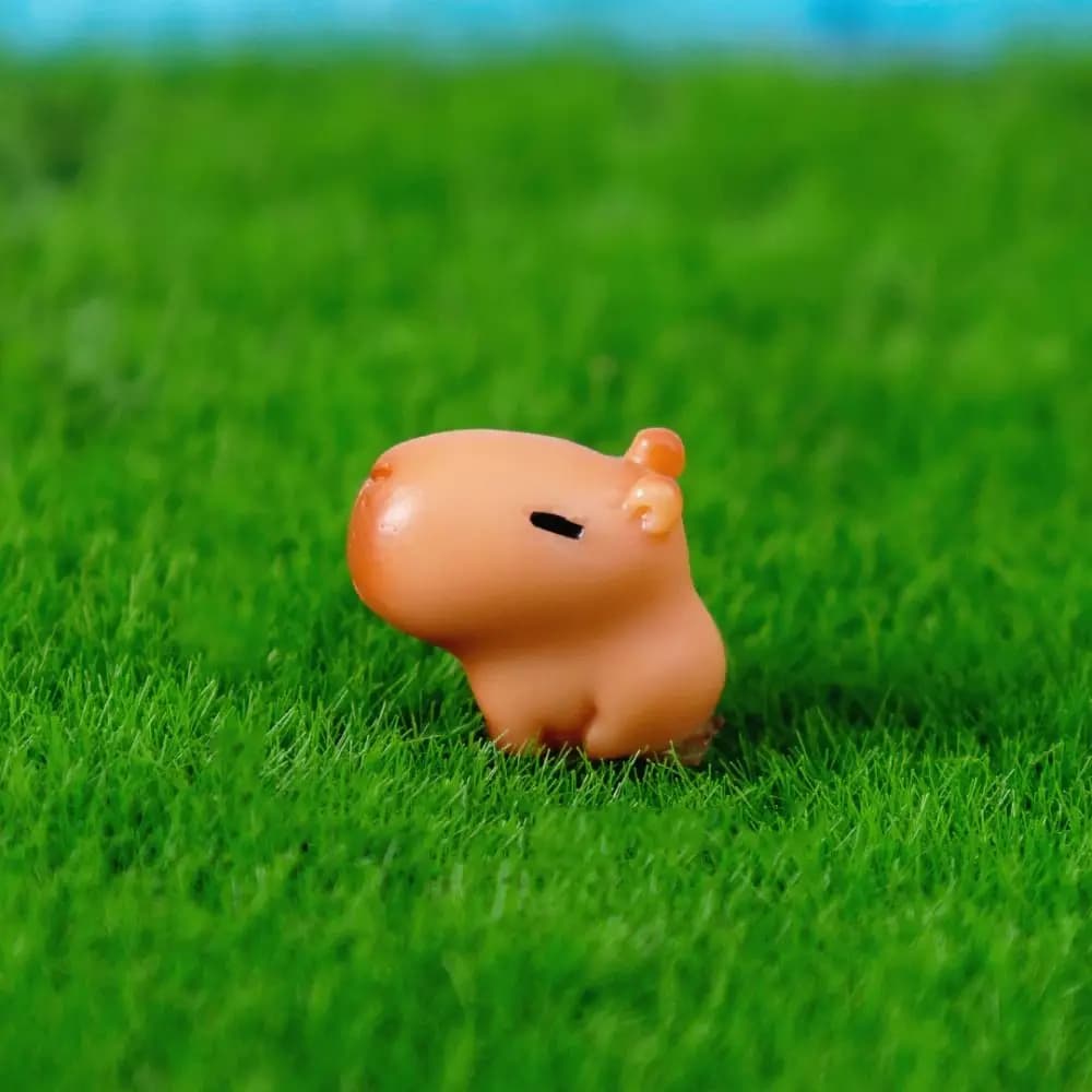 Statue de capybara de dessin animé en résine, accessoires roses, Figurines de capybara miniatures, M