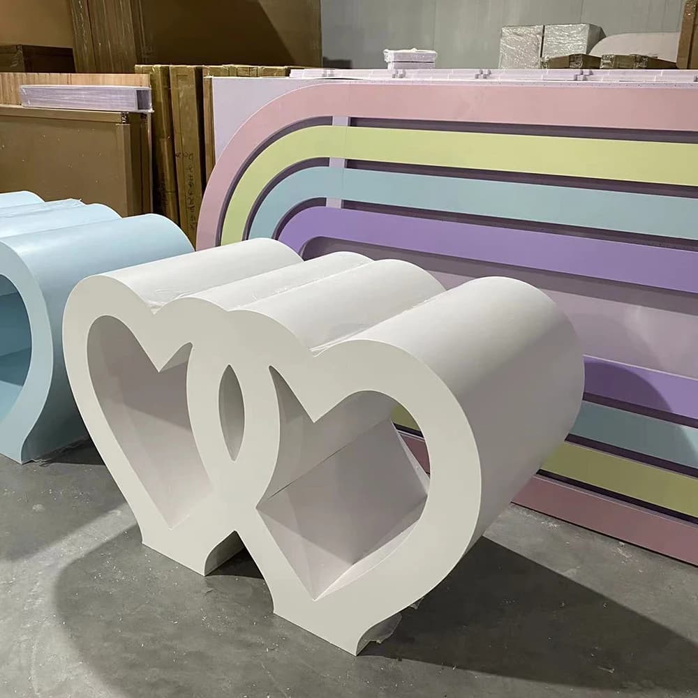 Table courbe acrylique au Design créatif, ensemble de Table à manger de mariage, 6 chaises avec plat