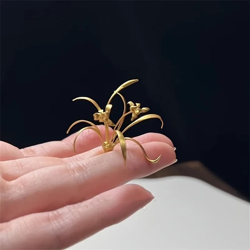 1 pièce d'ornement élégant et polyvalent en forme d'orchidée, qui dégage une touche de luxe léger et