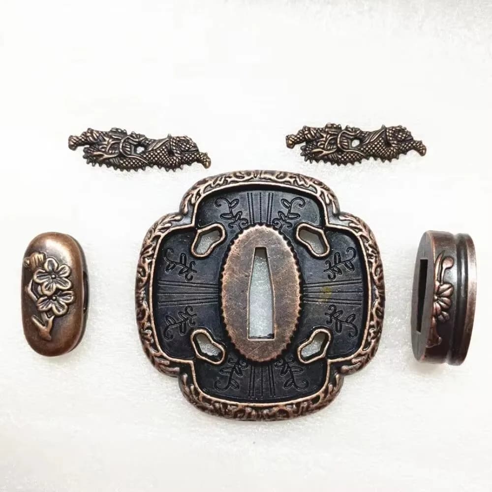 Un ensemble de raccords en alliage Tsuba Kashira FuchI Menuki pour accessoire de samouraï Katana épé