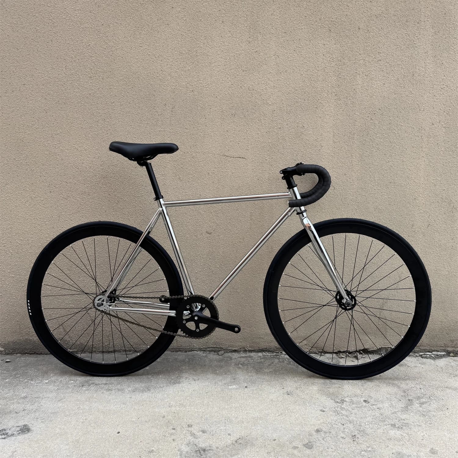Partner Gear-Vélo avec cadre en acier, roues en alliage d'aluminium 700C, fixation à vitesse unique, personnalisable