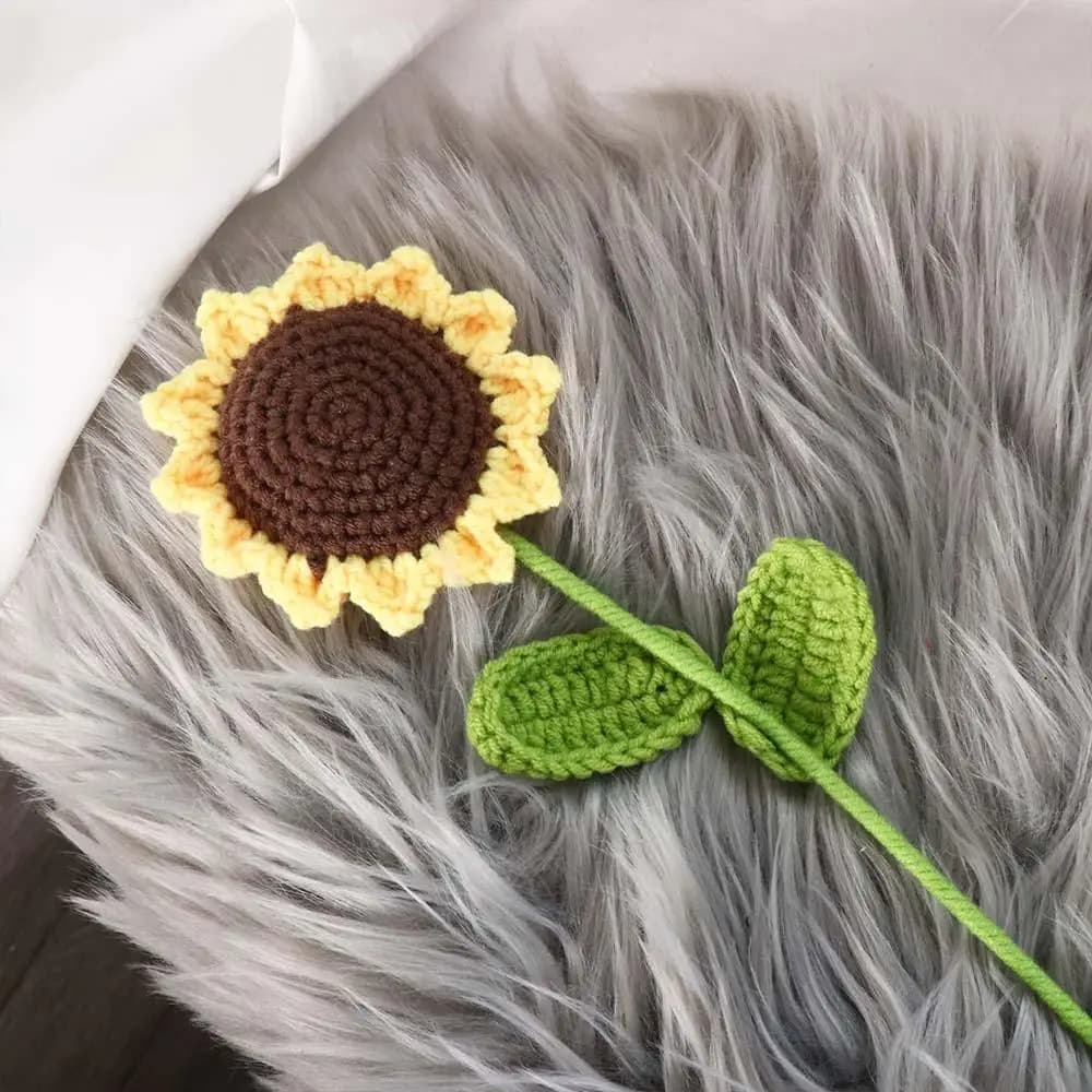 Décoration artistique pour fête, cadeau de Saint-Valentin DIY, produit fini, fleurs tricotées, fausses fleurs de table, ornement de vase, bouquet de tournesols