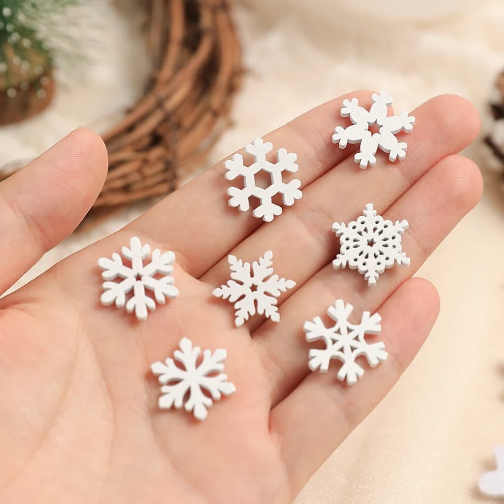 Flocons de neige en bois pour noël, ornements DIY, décoration de salle de maison, parfaits pour les projets d'artisanat et la décoration d'arbre, 50/100 pièces