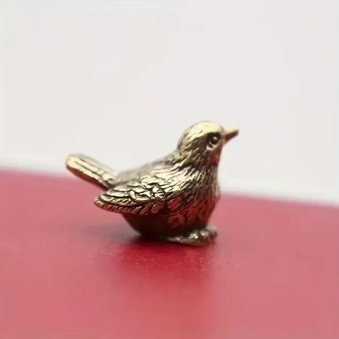 Figurine d'oiseau en laiton massif, détaillée et élégante, pièce de décoration intérieure polyvalent