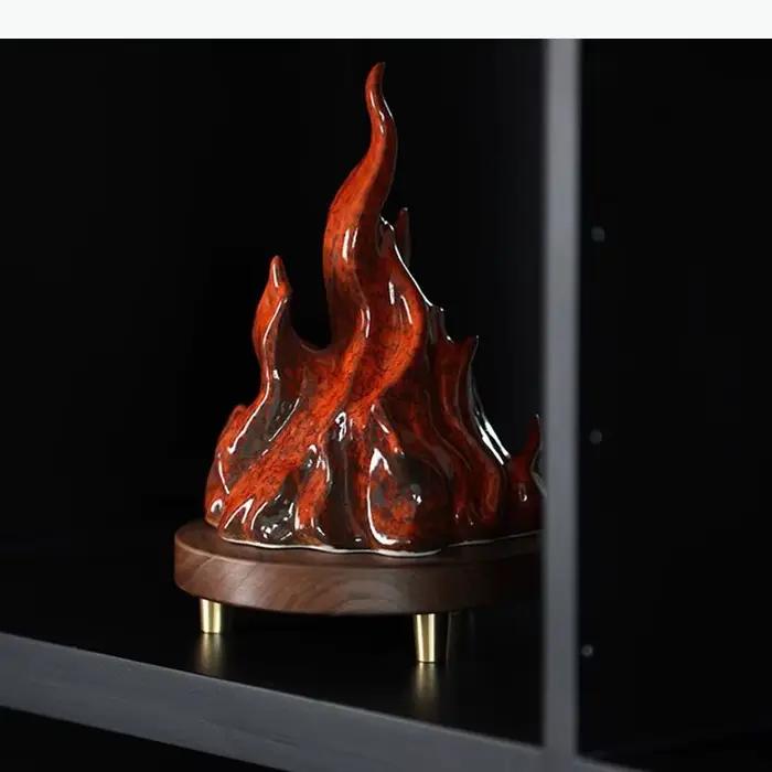 Statue créative en forme de flamme rouge, décoration de bureau, ornements, artisanat en forme de flamme torsadée, sculpture en porcelaine, décoration esthétique de la pièce