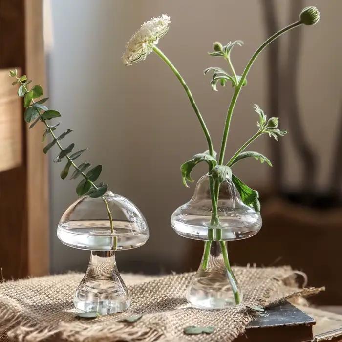 Vase en verre en forme de pièce plus lente