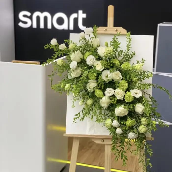 Décoration verte artificielle sur le thème de la forêt pour banquets de mariage