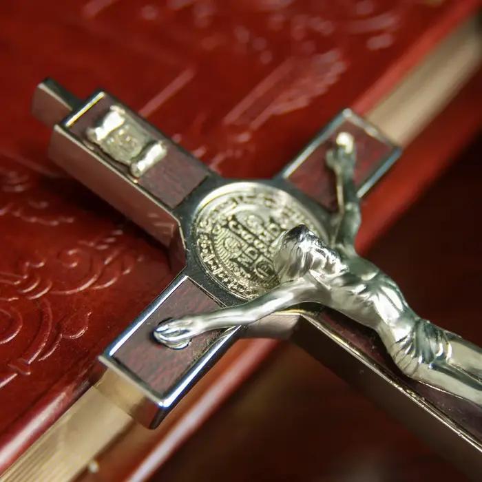 HTISOK – Statue de Crucifix de jésus