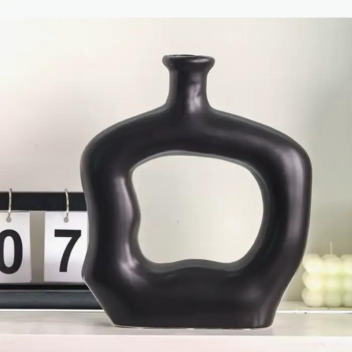 Vase en céramique rayé, géométrique abstrait ajouré, accessoires pour arrangements floraux, pot de fleurs, décoration intérieure