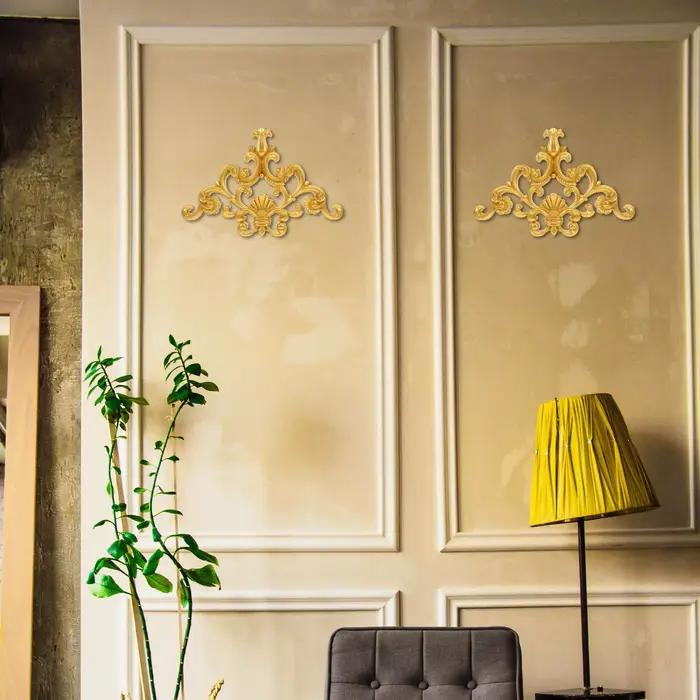 Applique décorative en PVC sculpté