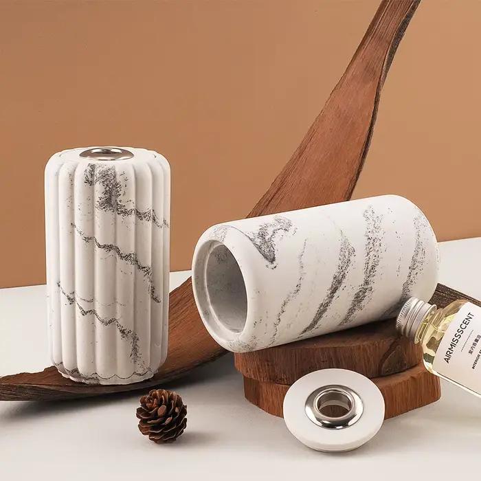 Vase d'aromathérapie cylindrique