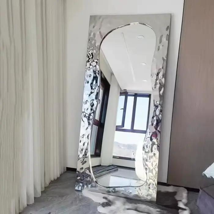 Miroir d'affichage esthétique
