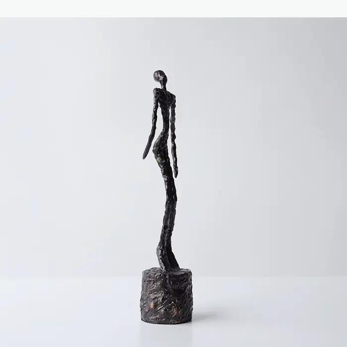 Statue de danseurs torsadés, œuvre d'art, ornements, décoration de bureau, sculpture créative de personnages abstraits, décor esthétique pour la pièce