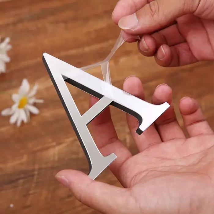 Autocollant mural miroir 3D en acrylique avec lettres argentées