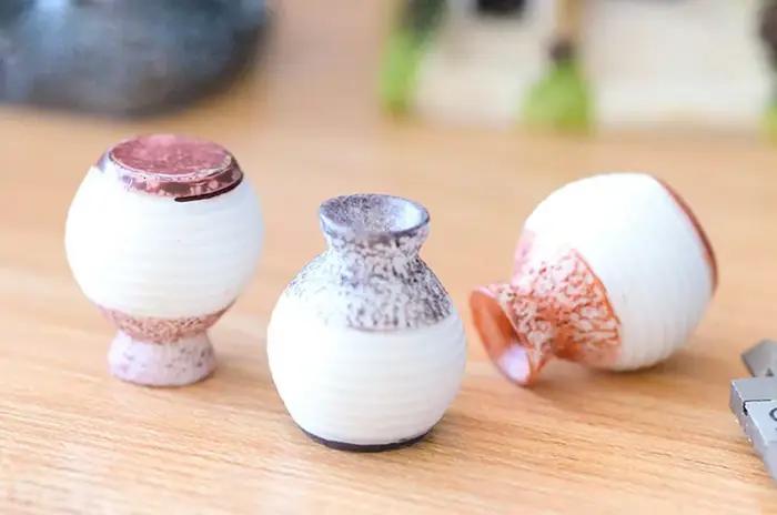 Mini vase à fleurs en résine