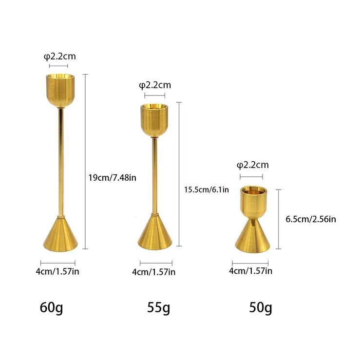 Ensemble de bougeoirs géométriques en métal avec finition électrolytique et base stable pour une utilisation décorative dans les salles à manger