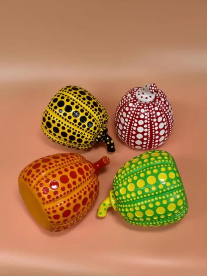 Kusama Yayoi – Statue de citrouille