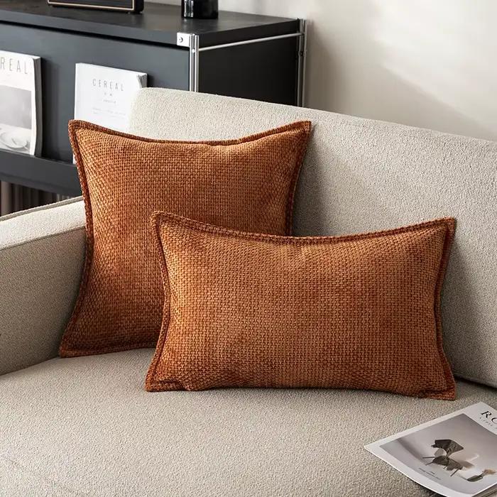Housse de coussin en chenille tissée bleu uni gris