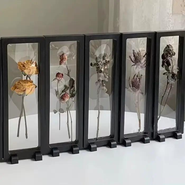Présentoir de cadre photo de fleurs séchées
